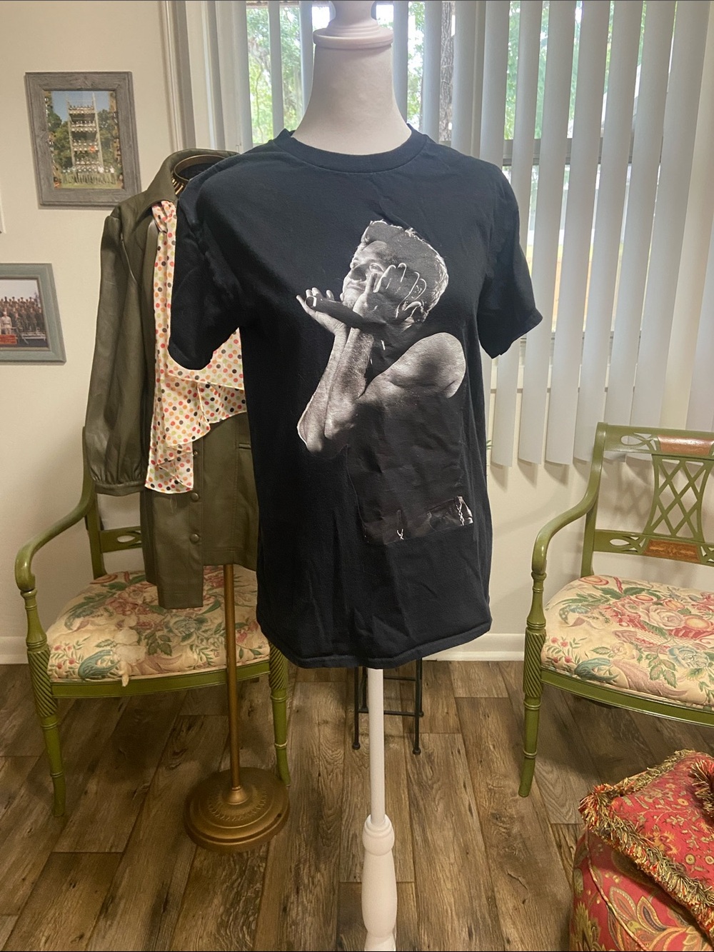 Black Graphic Crewneck T-Shirt